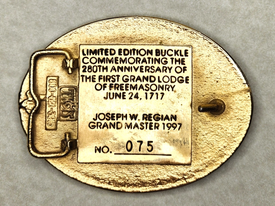 [Buckle Pic Missing] (Click here)